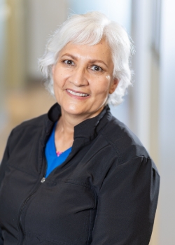 Dental hygienist Carmen