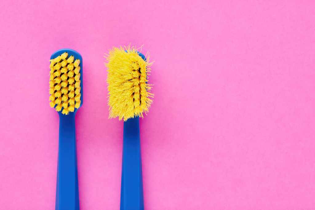 A toothbrush that a dentist in Las Cruces suggests replacing.